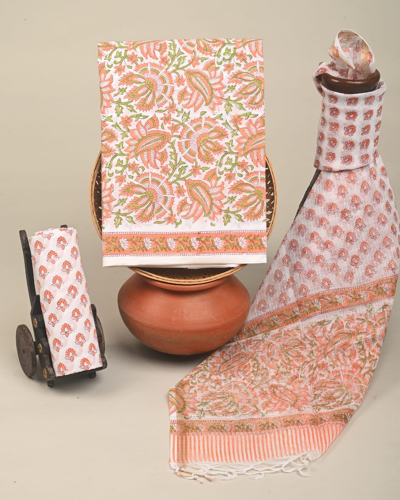 Sunvel Hand Block Printed Suit Set