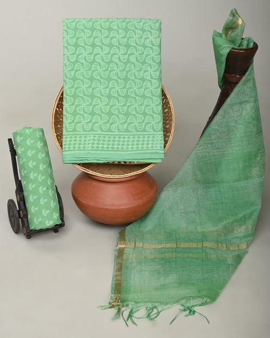 Hariyali Hand Brush Printed Suit Set
