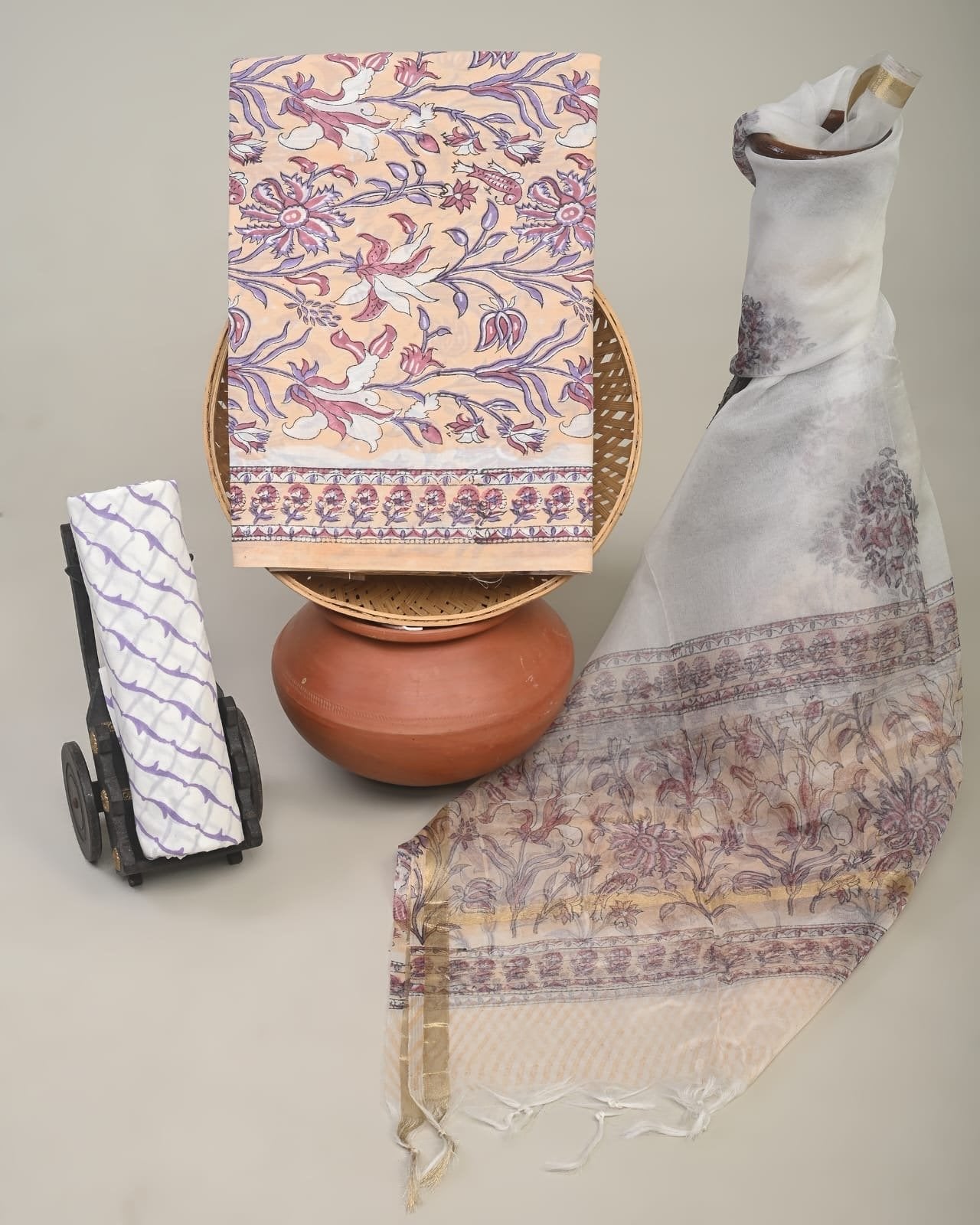 Aaruni Hand Brush Printed Suit Set
