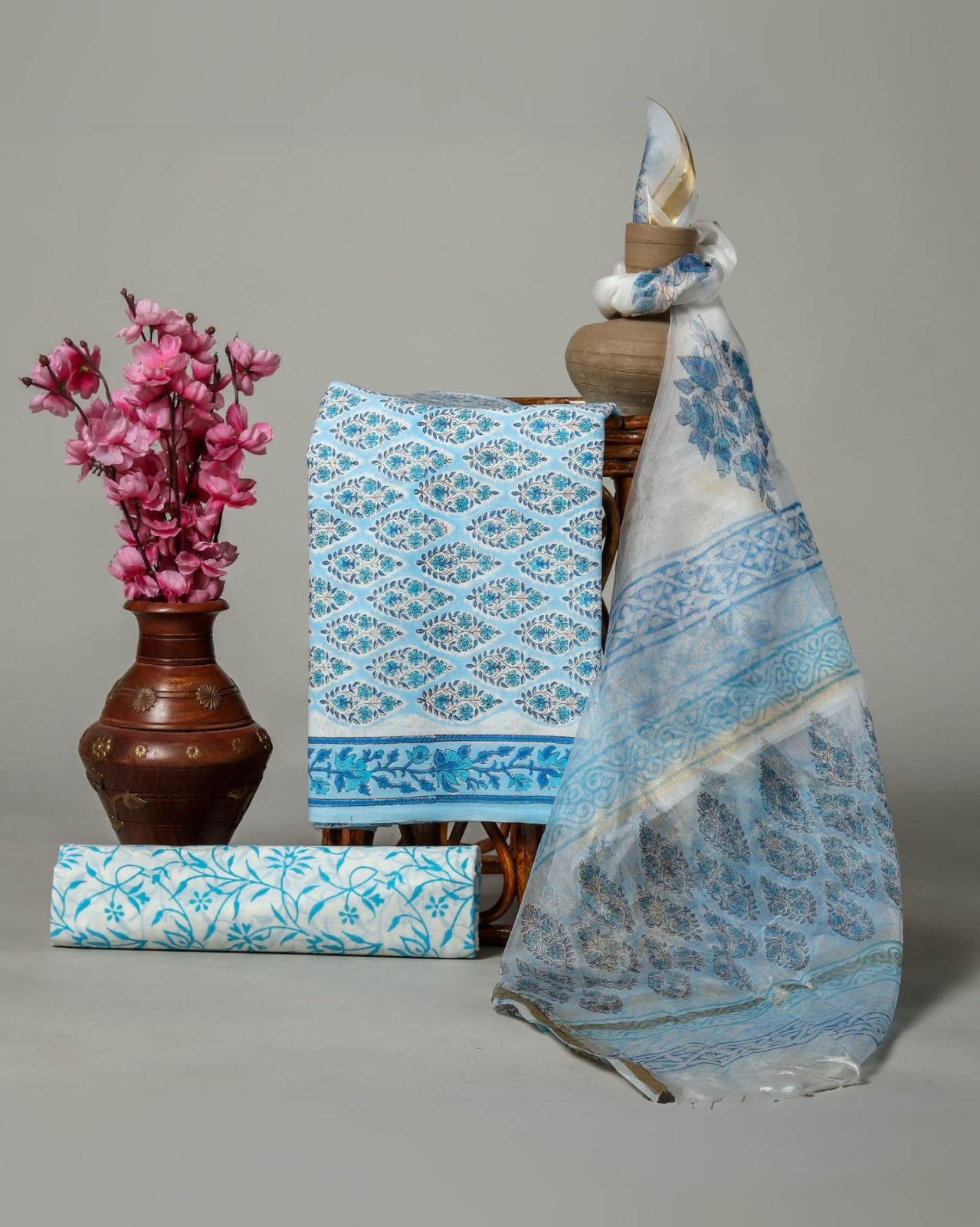 Nivira Hand Brush Printed Suit Set