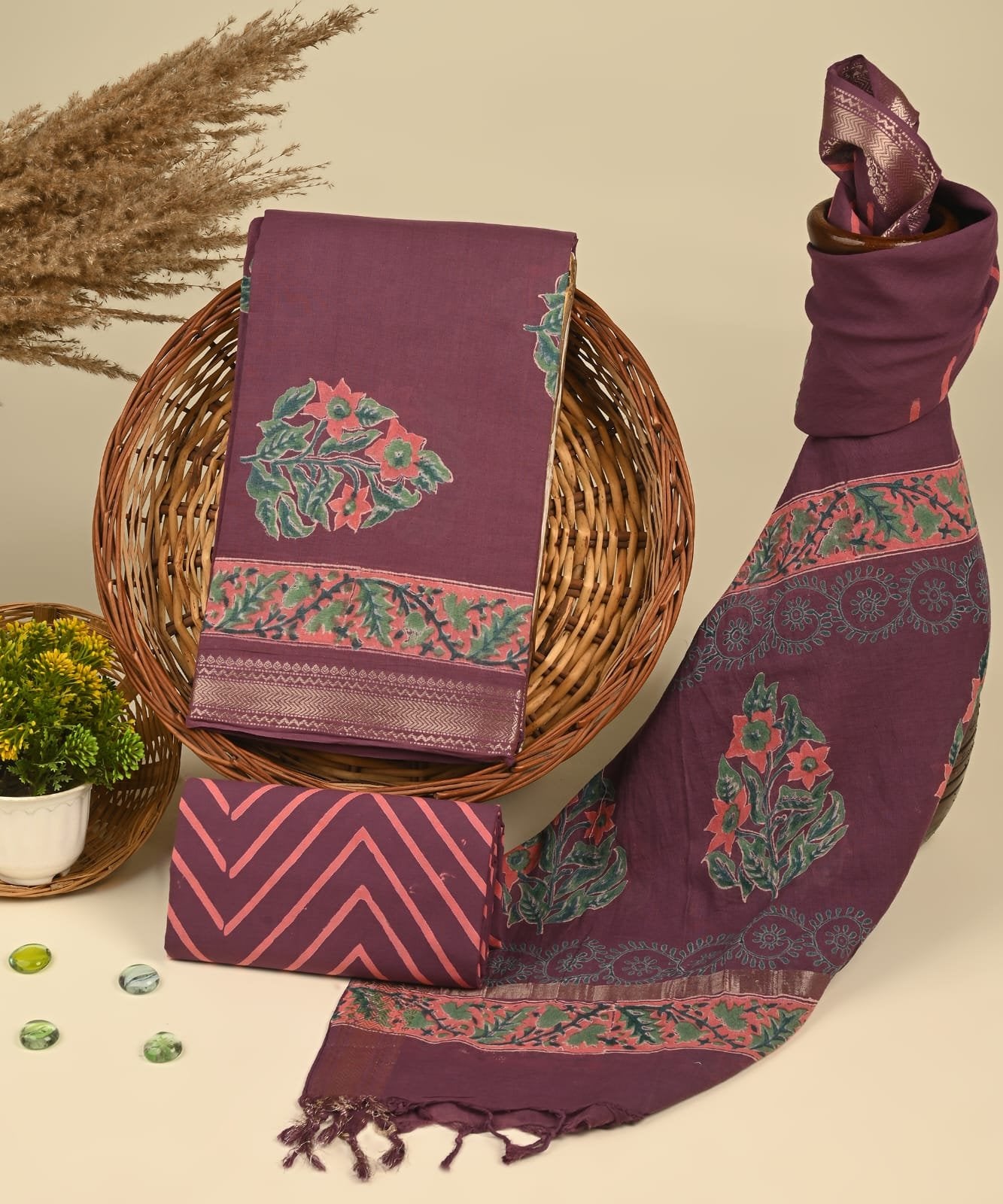 Irisia South Cotton Suit Set